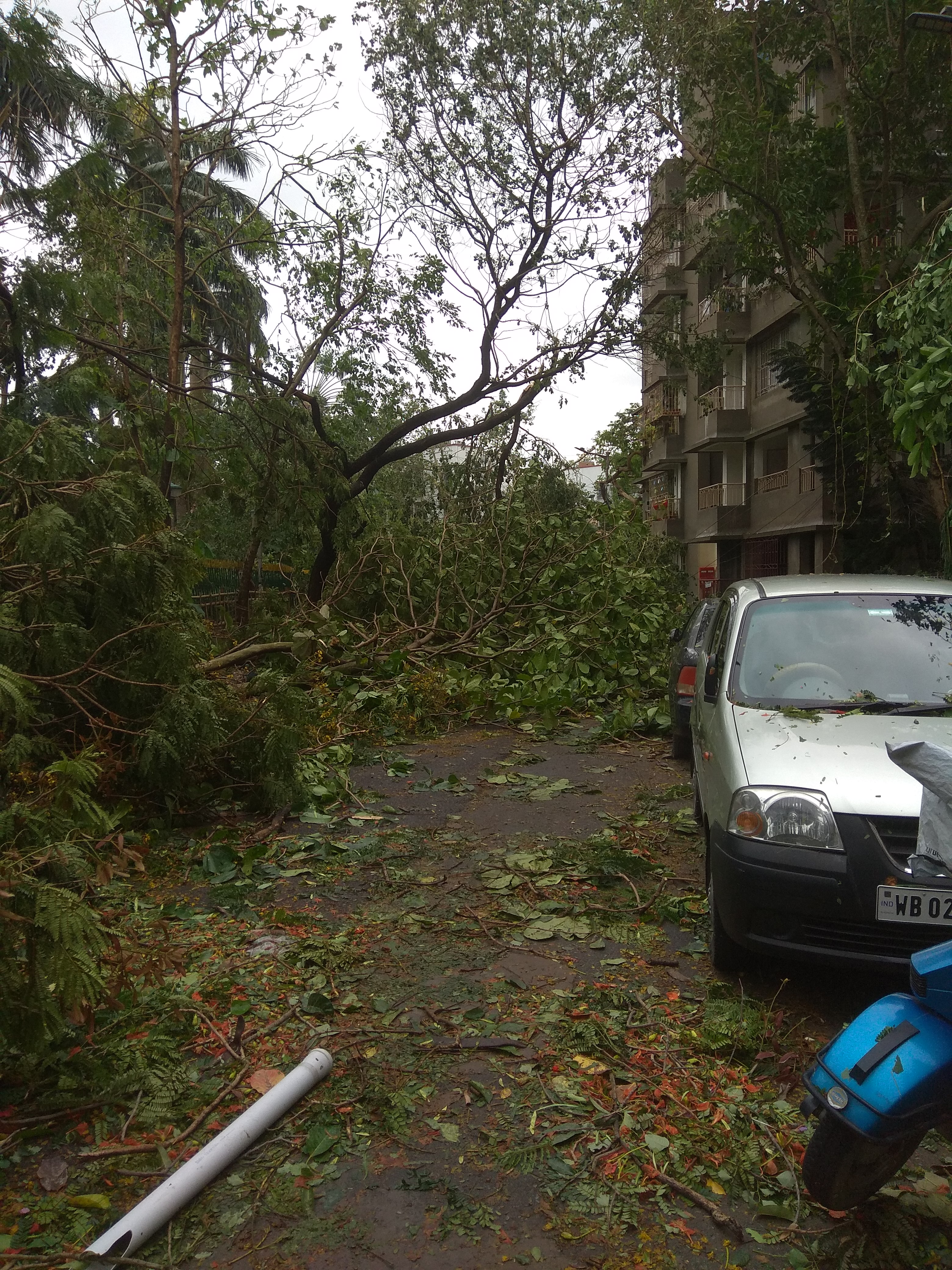 Zerstörung durch Zyklon Amphan